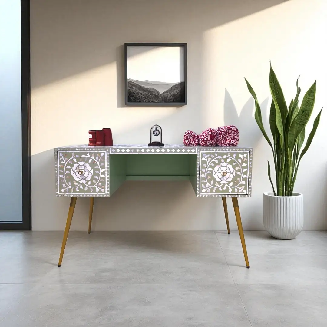 Vanity Desks & Tables
