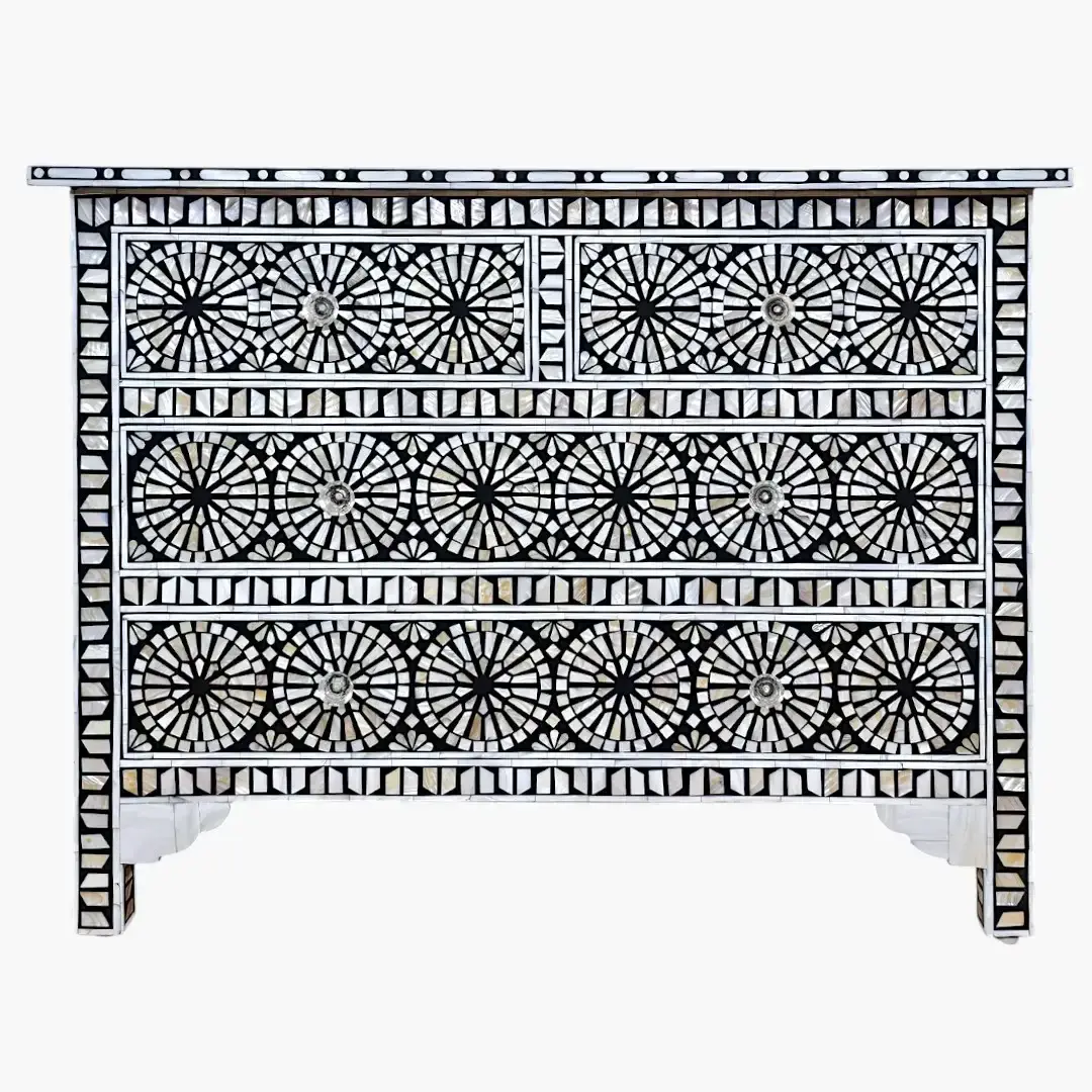 Cassiopeia Commode en Nacre | Étoile Inlay Chest