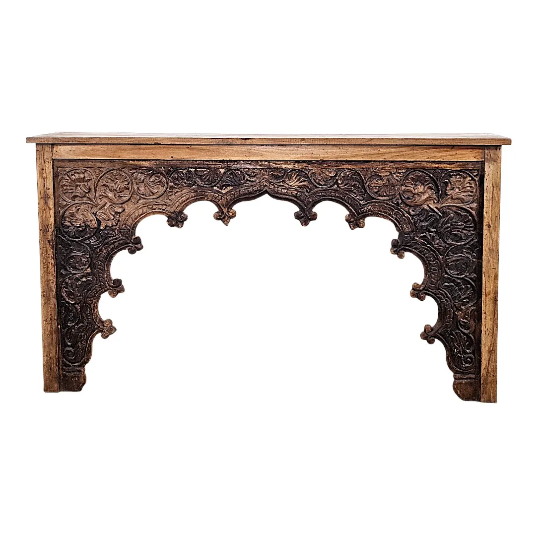The Majestic Arch Console