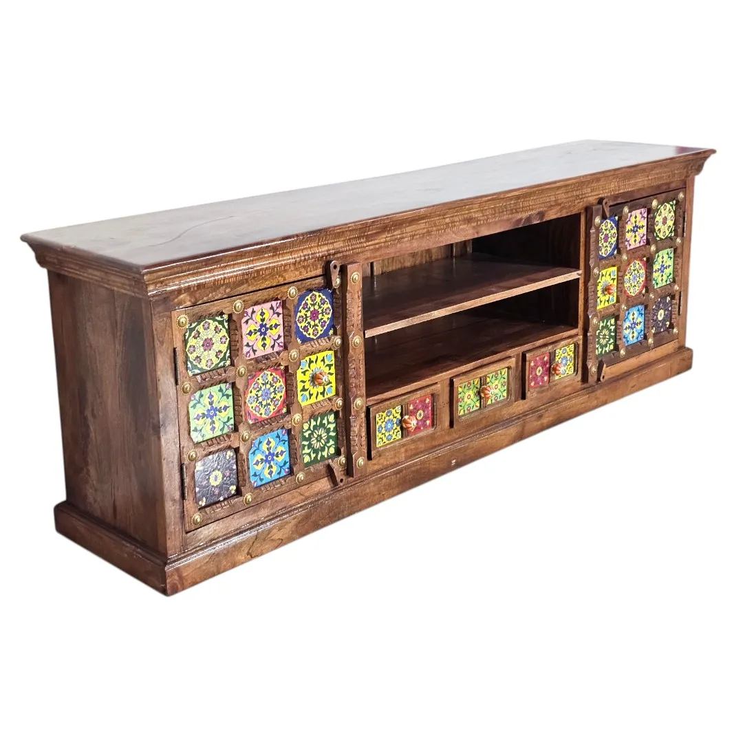 Alcázar Royale Solid Sheesham & Embossed Brass Media Console