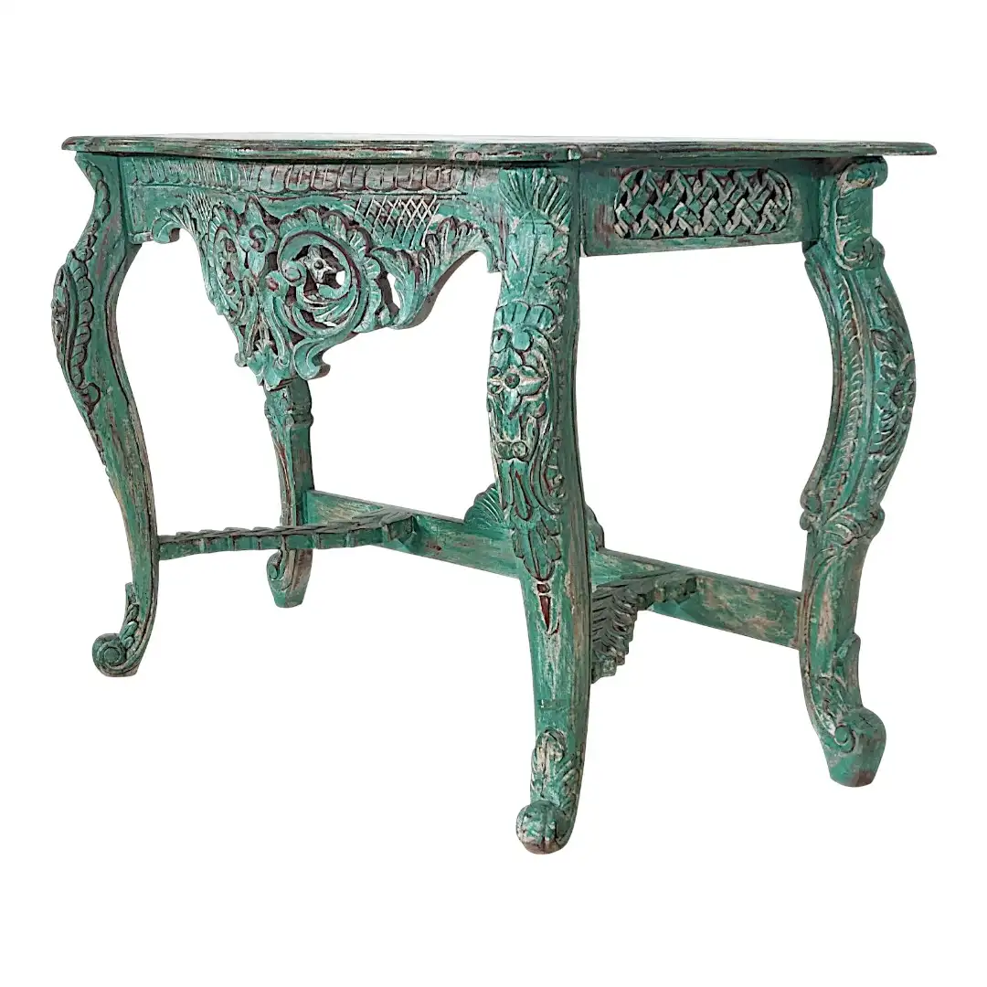 The Versailles-Mughal Fusion Console