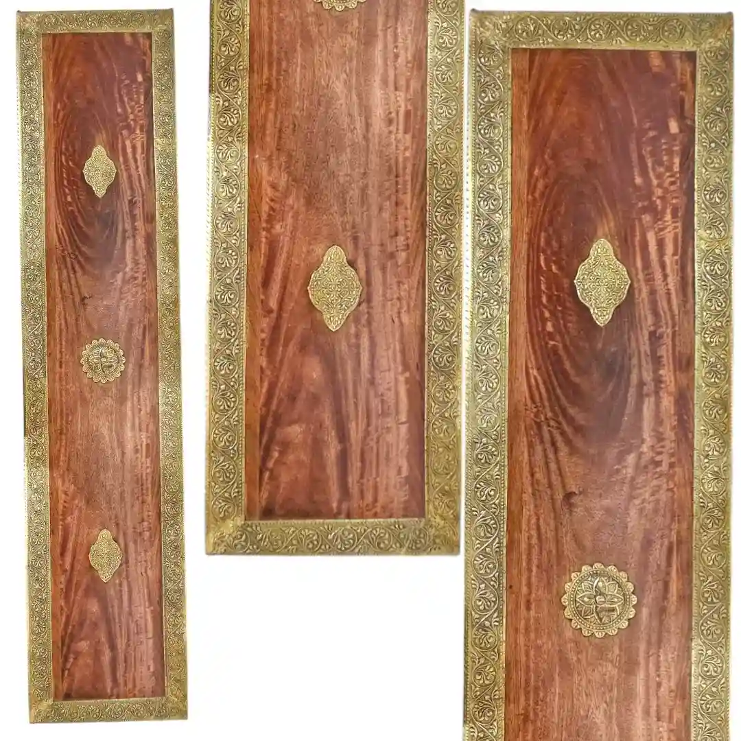 Alcázar Royale Solid Sheesham & Embossed Brass Media Console