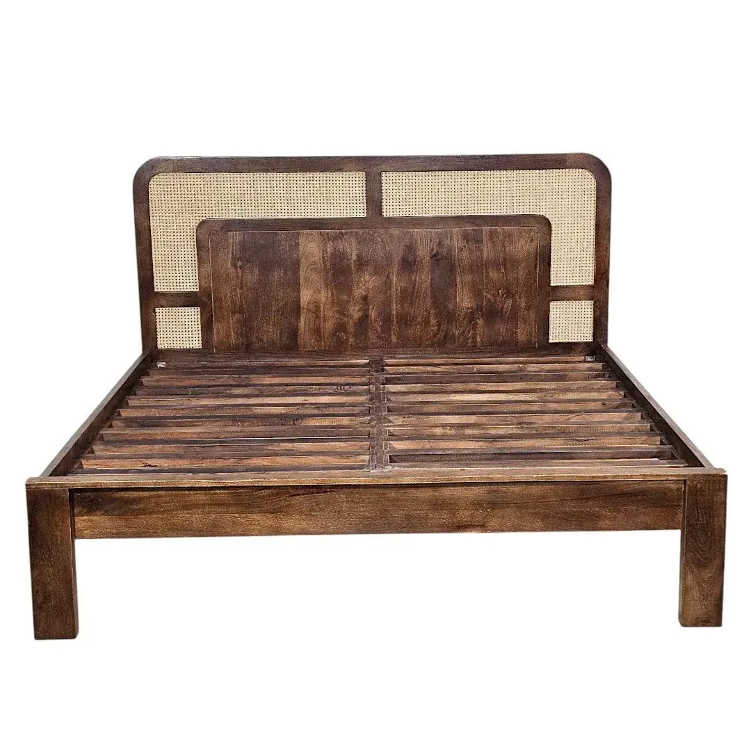 The Colonial Rattan Bed Frame  (Le Cadre de Lit Rattan Colonial)