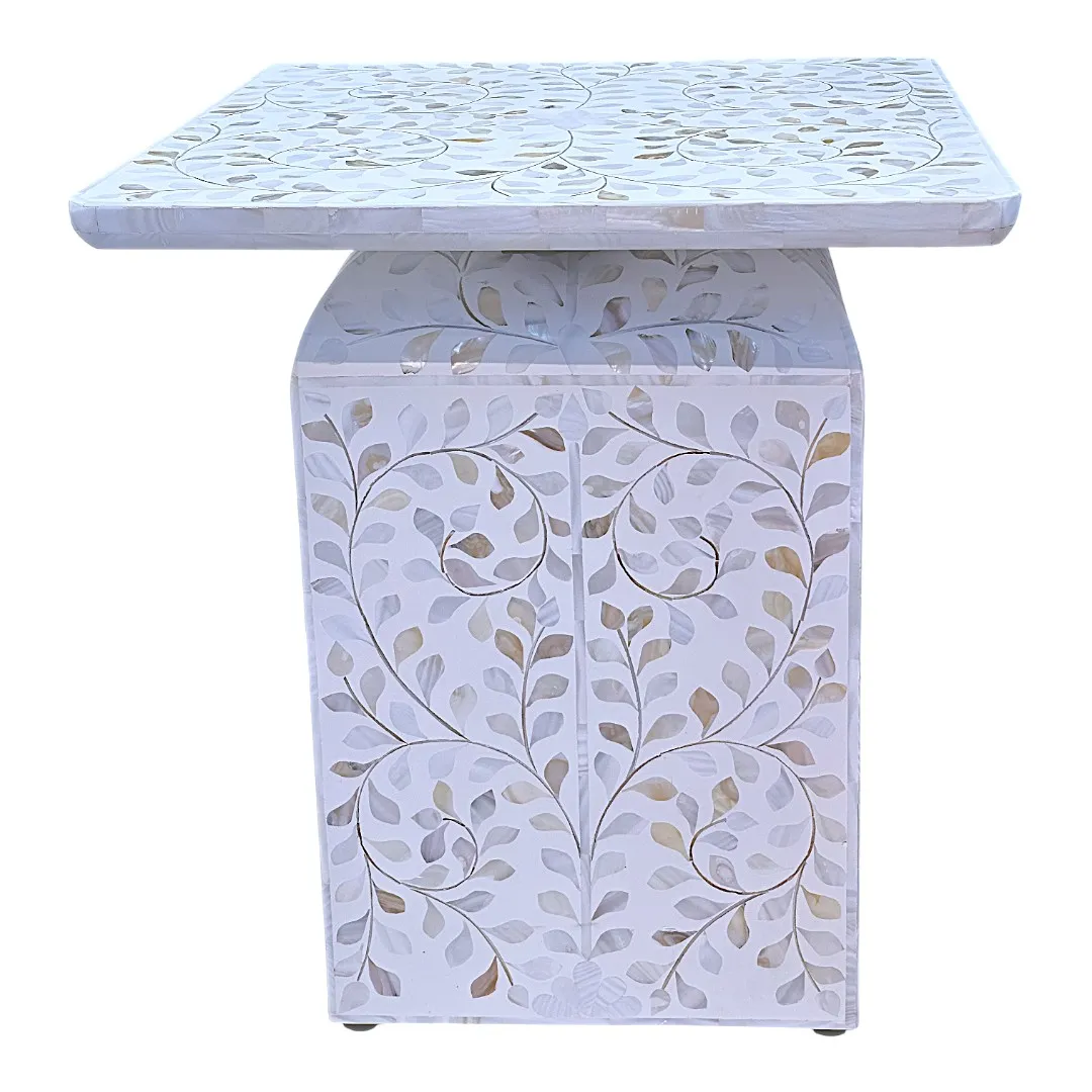 Marrakesh Vine Inlay Side Table | طاولة جانبية بنقوش مراكش
