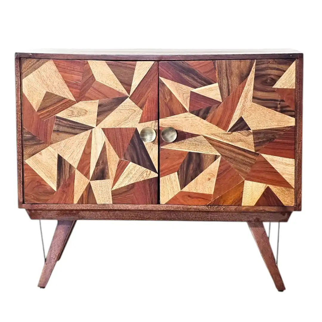 The Polaris Compact 3D Geometric Solid Acacia Wood Accent Cabinet / خزانة بولاريس الجانبية الصغيرة ثلاثية الأبعاد من خشب الأكاسيا الصلب