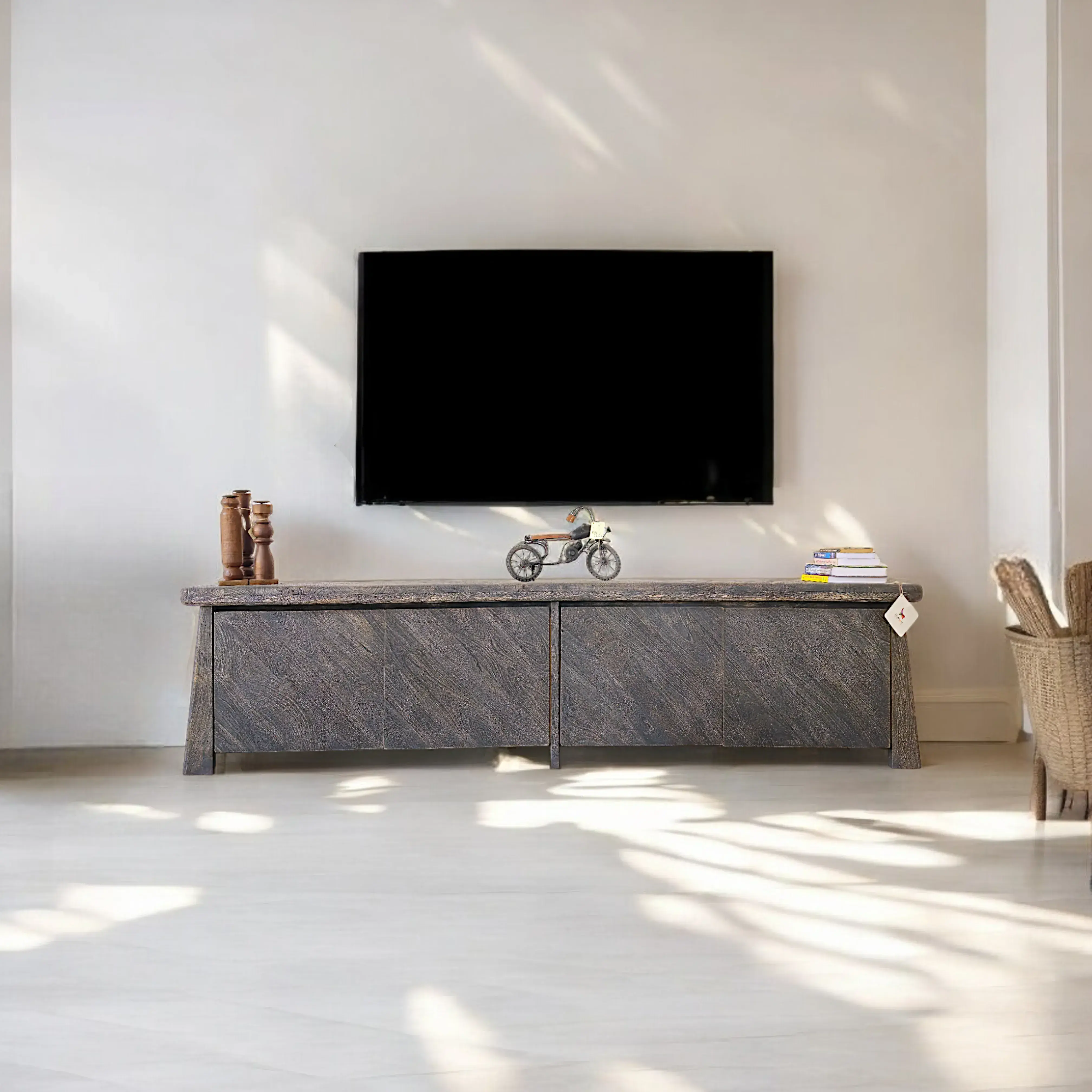 TV / Media Console