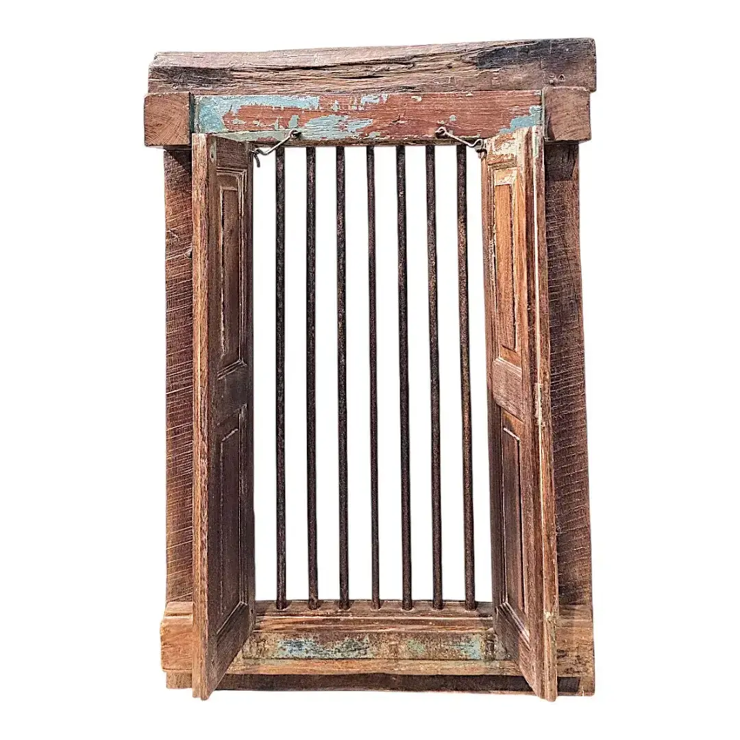 The Souk Storyteller’s Window Frame