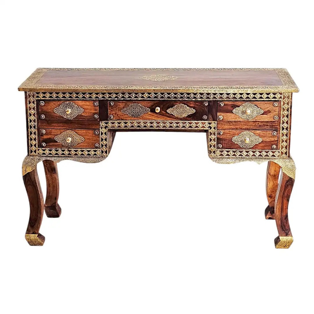 Al-Fann Rosewood Artisan Bureau