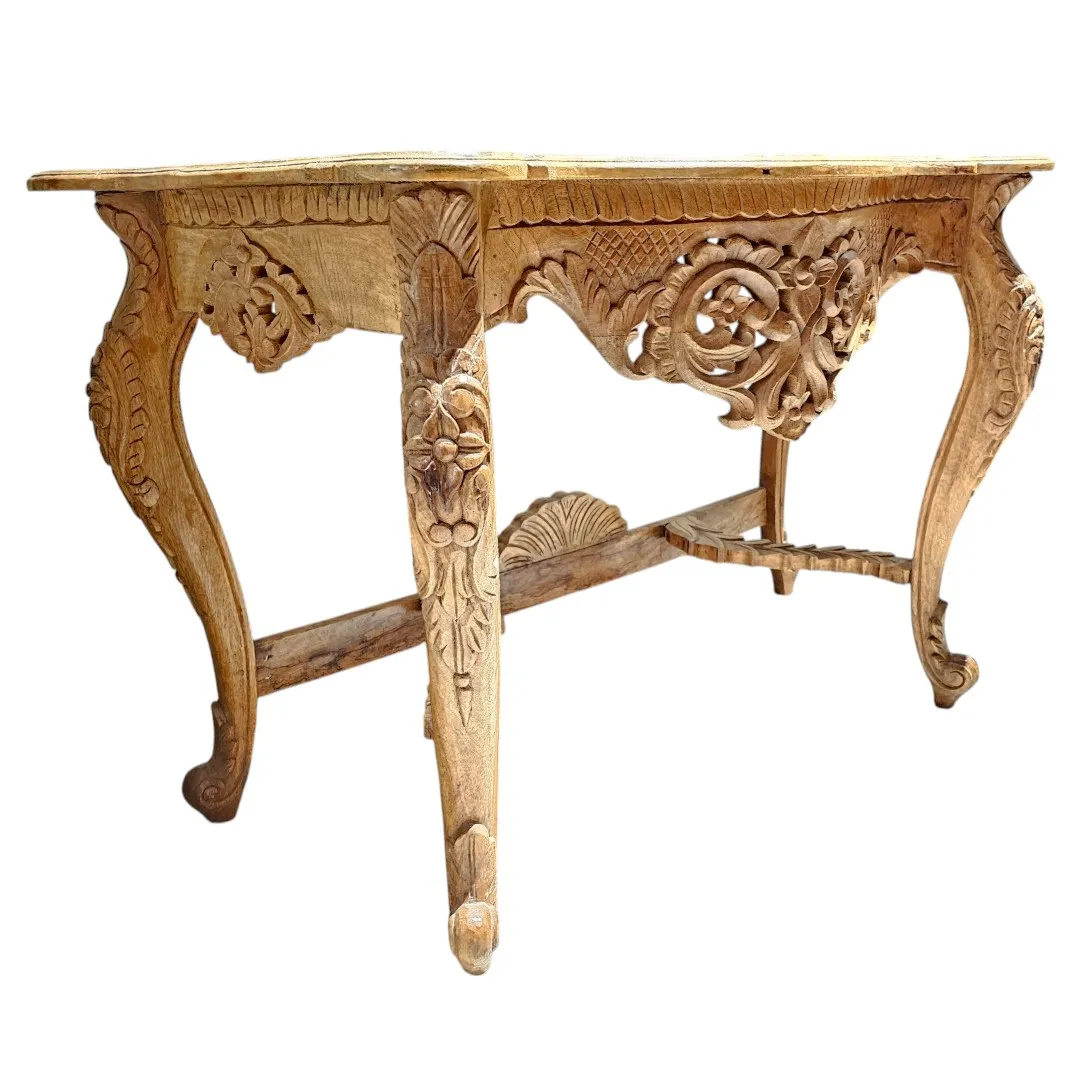 The Versailles-Mughal Fusion Console