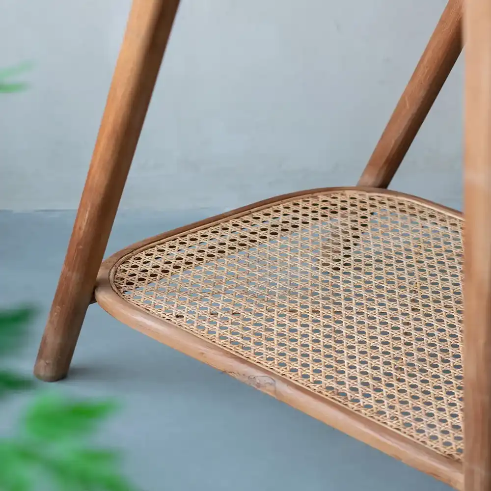 Arched Cheval Mirror & Rattan Shelf (الأناقة المقوسة)