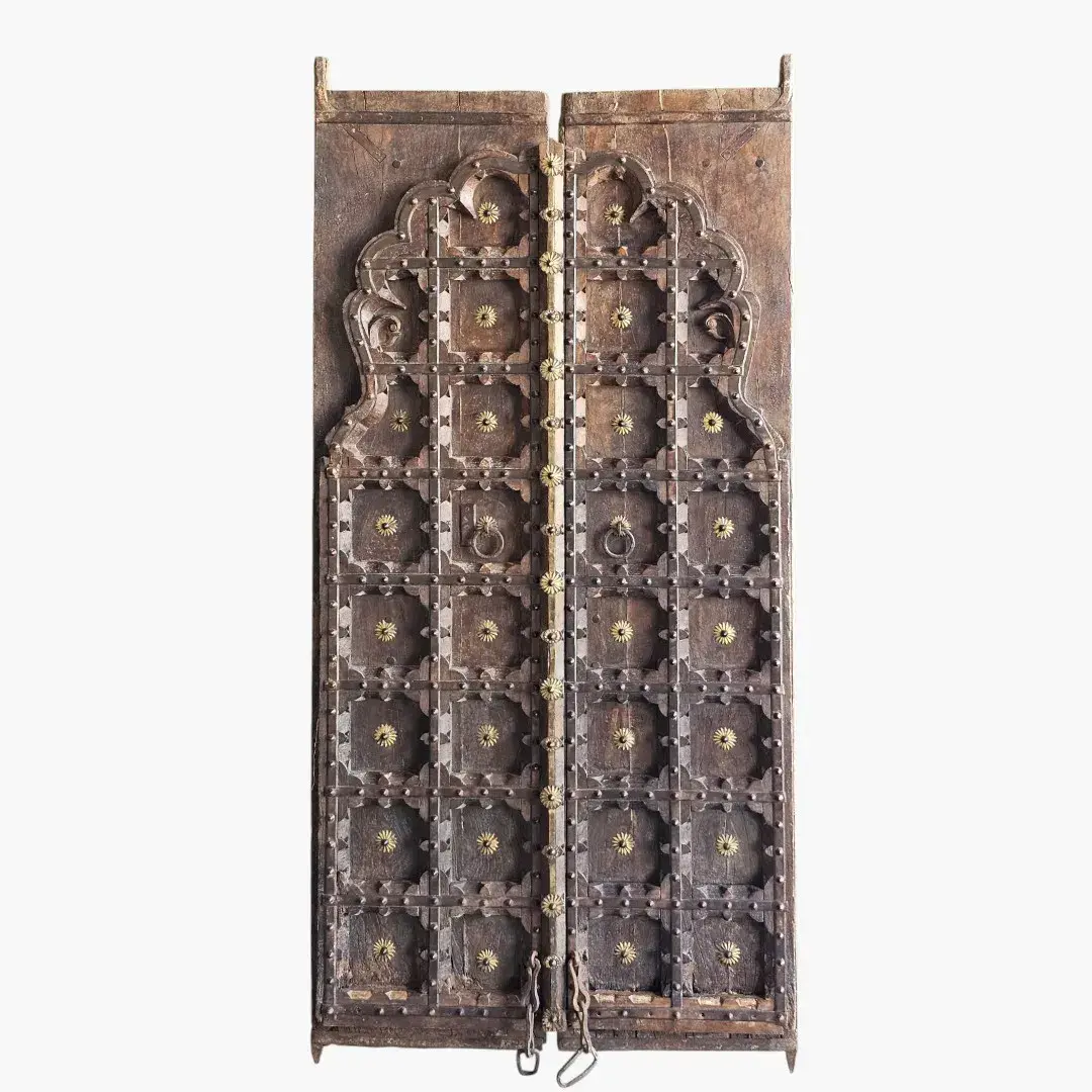 La Porte Royale "Bagh-e-Noor" (The Royal Door "Garden of Light")