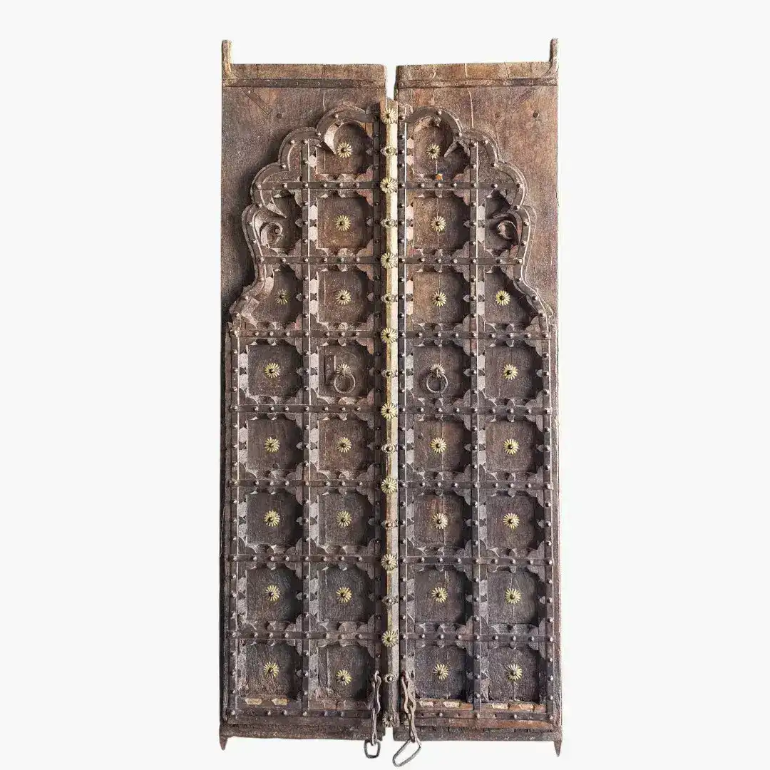 La Porte Royale "Bagh-e-Noor" (The Royal Door "Garden of Light")