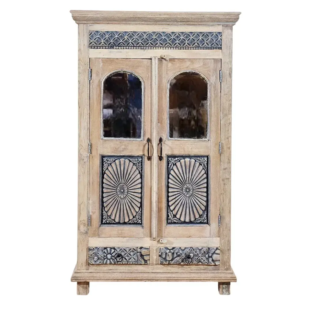 Zahiya Radiant Mirror Cabinet / خزانة "زاهية" بمرآة مشعة
