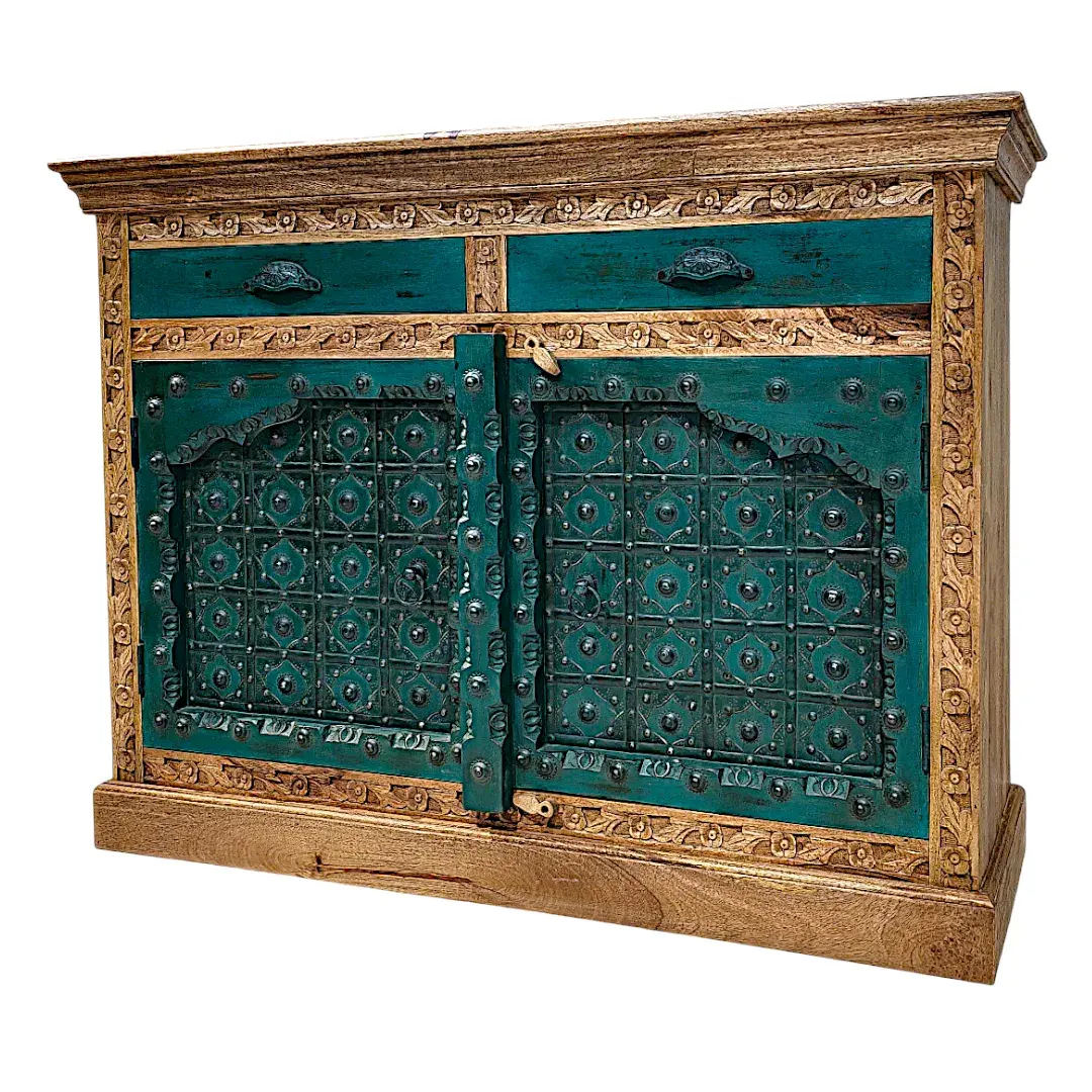 Sandūq al-Kinūz (صندوق الكنوز - Chest of Treasures) Sideboard