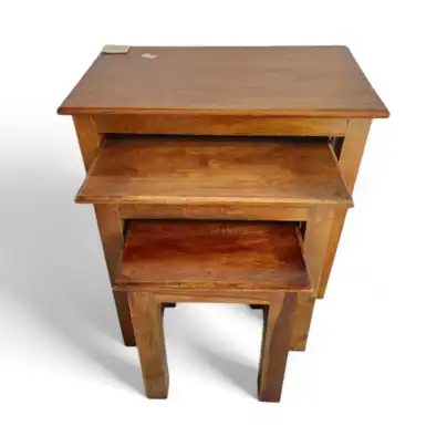 NEST OF TABLES